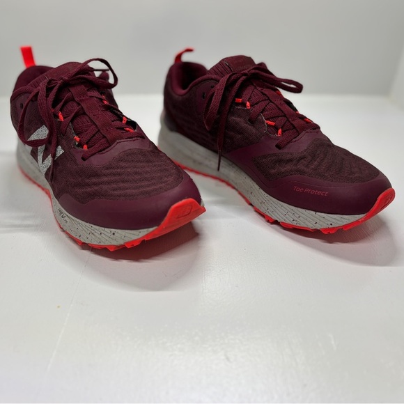 New Balance Women's Nitrel V3 Trail Runner Sedona/Dragon Fruit size 7.5 - Picture 2 of 9